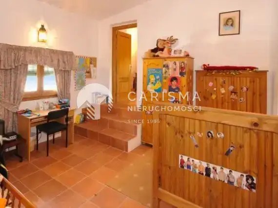 (33) Finka w Antequera z prywatnym basenem