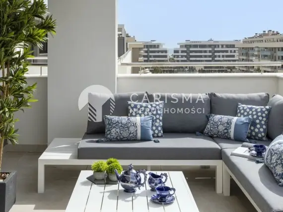 (4) Nowoczesny penthouse z widokiem na morze blisko plaży